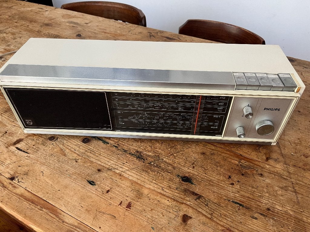 Philips transistor tafelradio, Ophalen, Gebruikt, Transistorradio