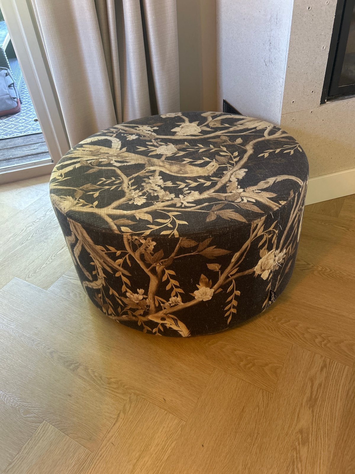 Montèl Poef/Footstool - Zo goed als nieuw, Ophalen, Rond, Zo goed als nieuw, Stof