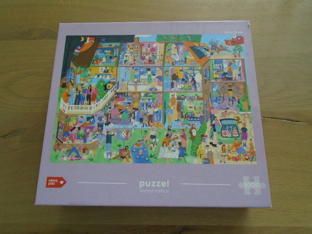HEMA puzzel (lichtpaarse doos), Ophalen, 500 t/m 1500 stukjes, Zo goed als nieuw, Legpuzzel