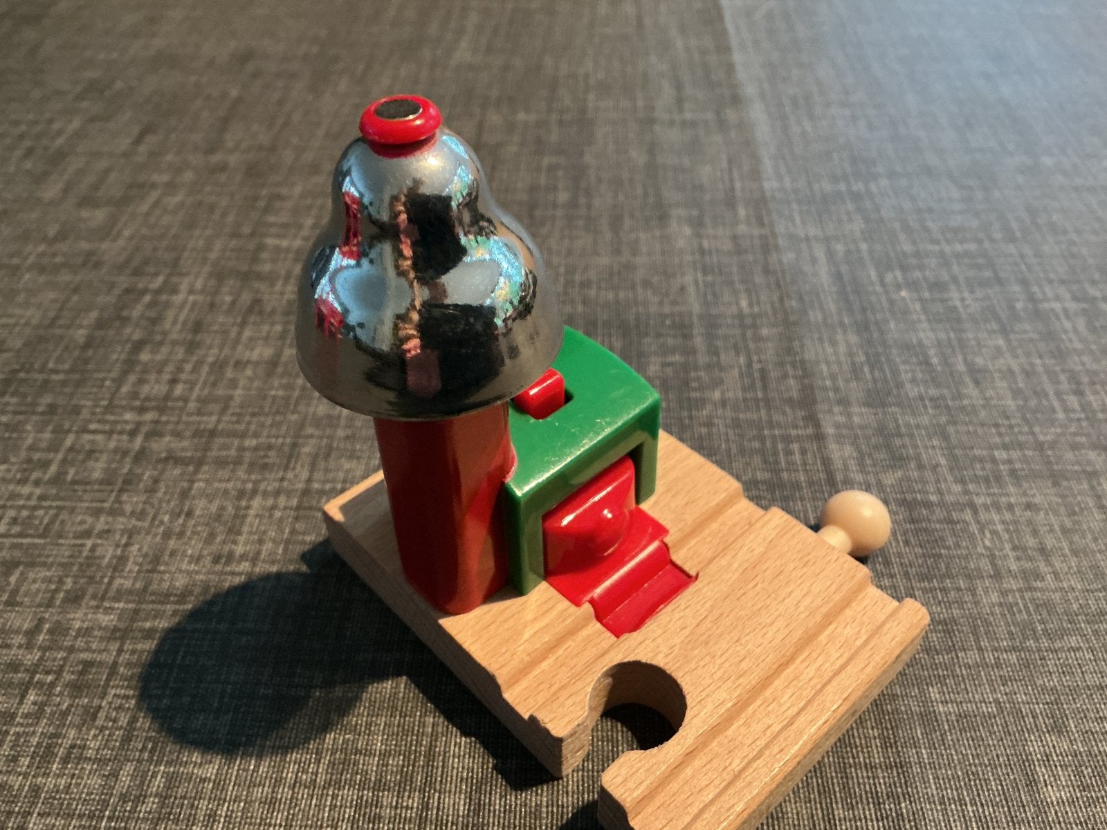 Brio nr 33754 magnetische belsignaal, Ophalen of Verzenden, Zo goed als nieuw