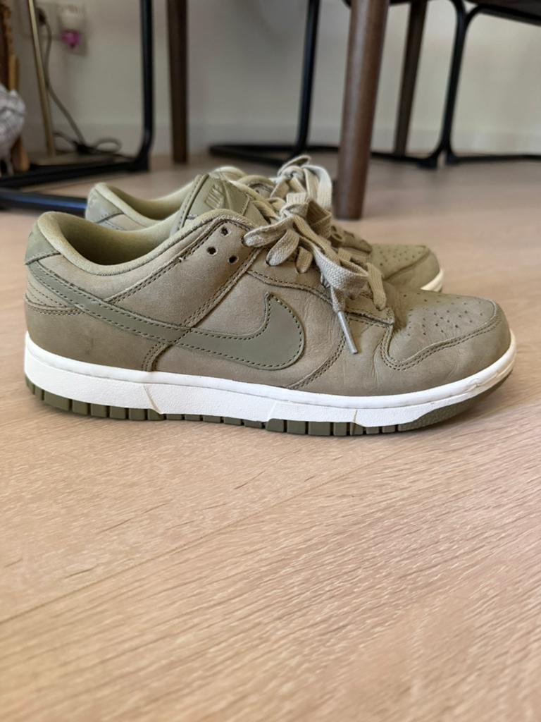 Twee paar Nike Dunk Low - Maat 38.5 - Gedragen, Ophalen, Gedragen, Wit, Sneakers of Gympen
