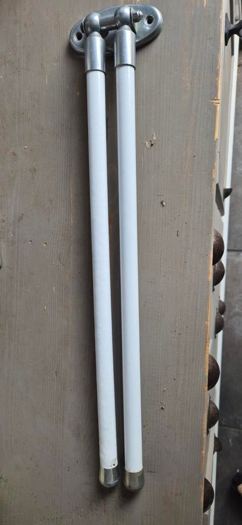 Witte metalen handdoekstang / handdoekrek, Ophalen of Verzenden, Gebruikt, Modern