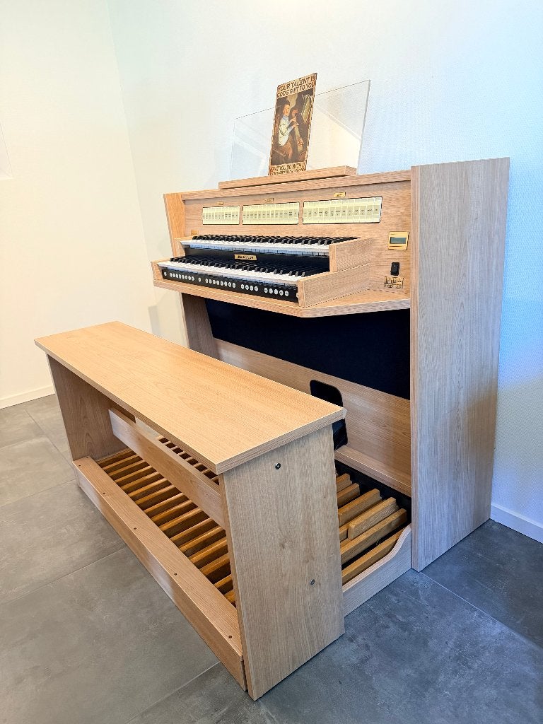 Johannus Studio 150, Muziek en Instrumenten, Orgels, Ophalen of Verzenden, Zo goed als nieuw, 2 klavieren, Orgel