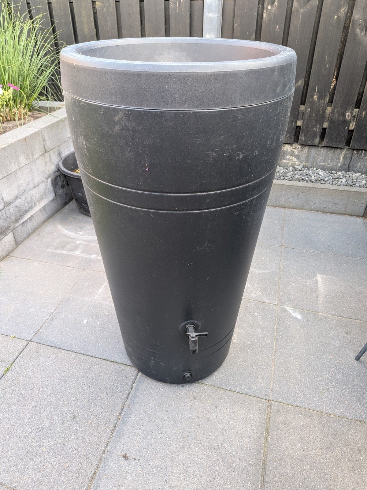 Regenton, Tuin en Terras, Regentonnen, Ophalen, Kunststof, Gebruikt, Met kraantje