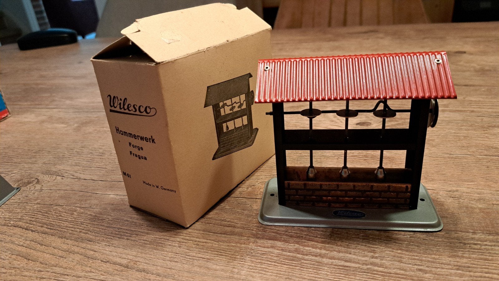 Wilesco Hamerstuk Smederij & Cirkelzaag (NIB), Ophalen