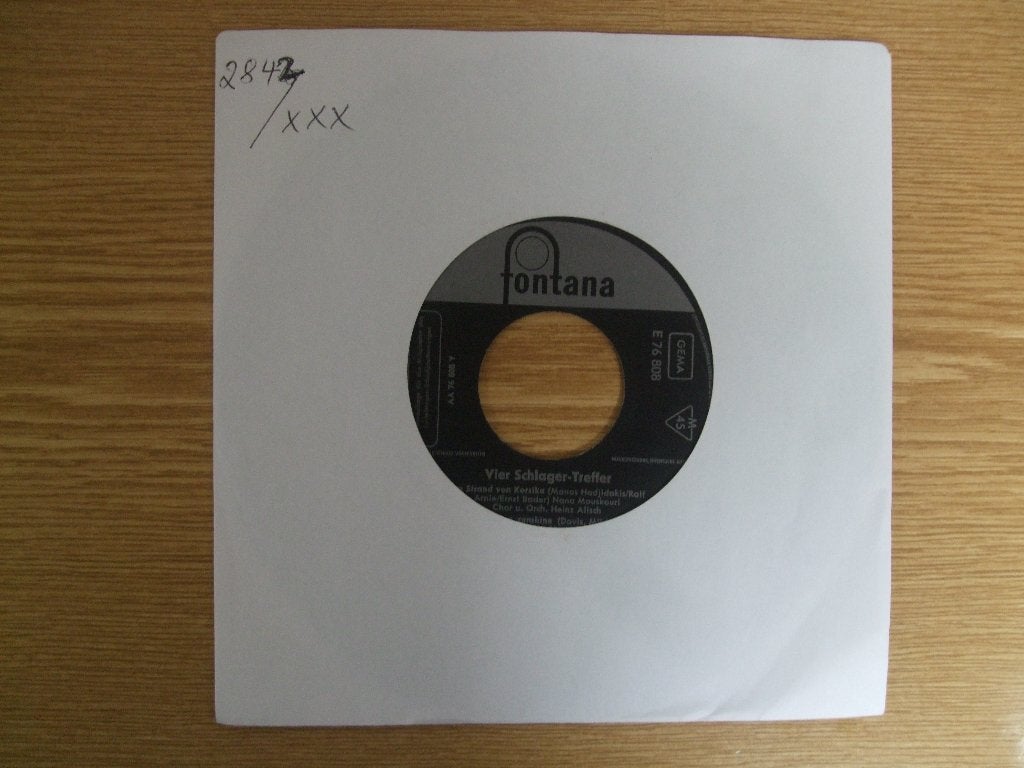VIER SCHLAGER TREFFEN NANA MOUSKOURI   AM STRAND VON KORSICA, Cd's en Dvd's, Ophalen of Verzenden, Zo goed als nieuw, 7 inch, Pop