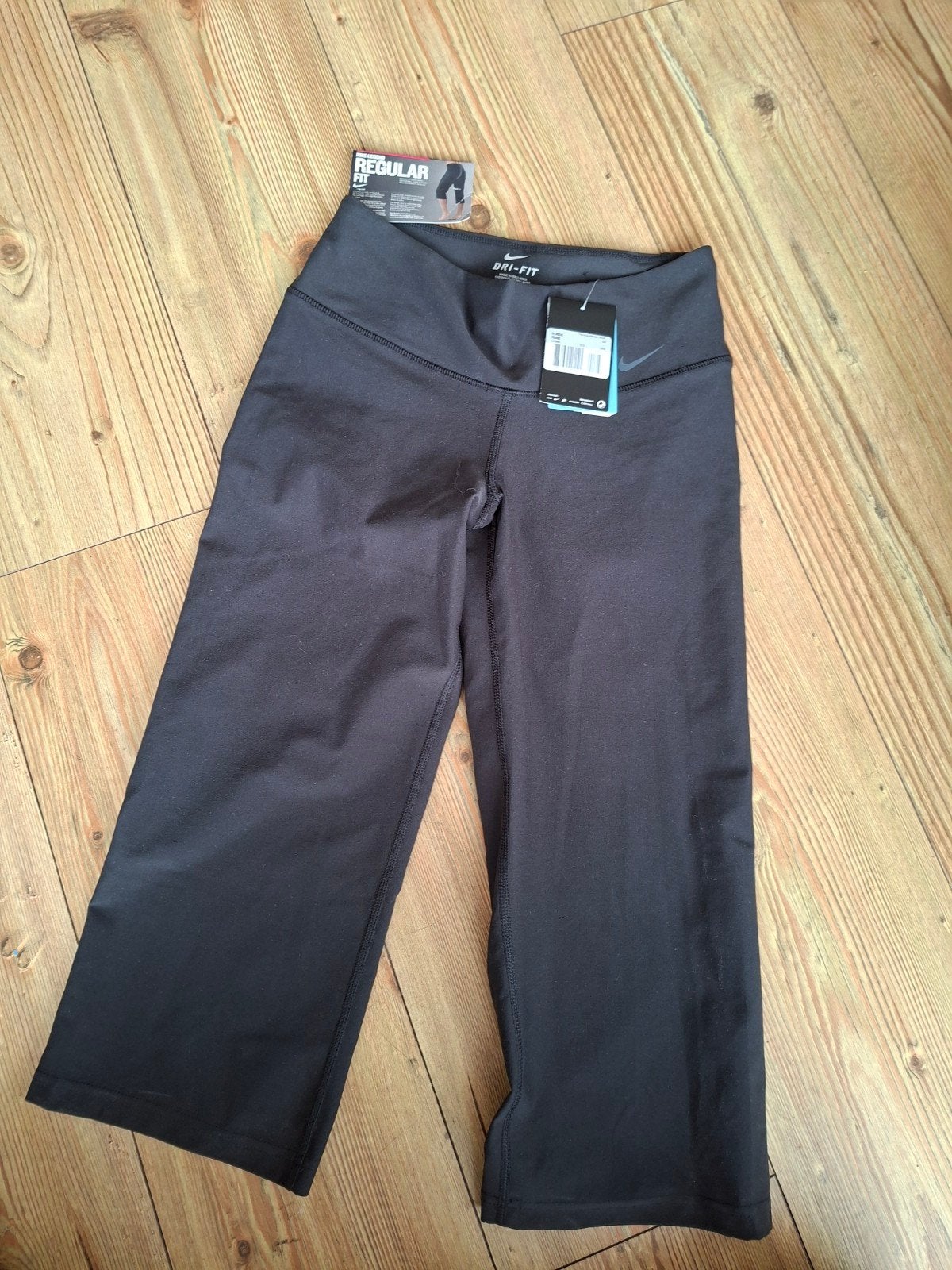 Nieuwe Nike Dames Sportbroek XS - Dri-FIT, Zwart, Nike, Nieuw, Ophalen of Verzenden