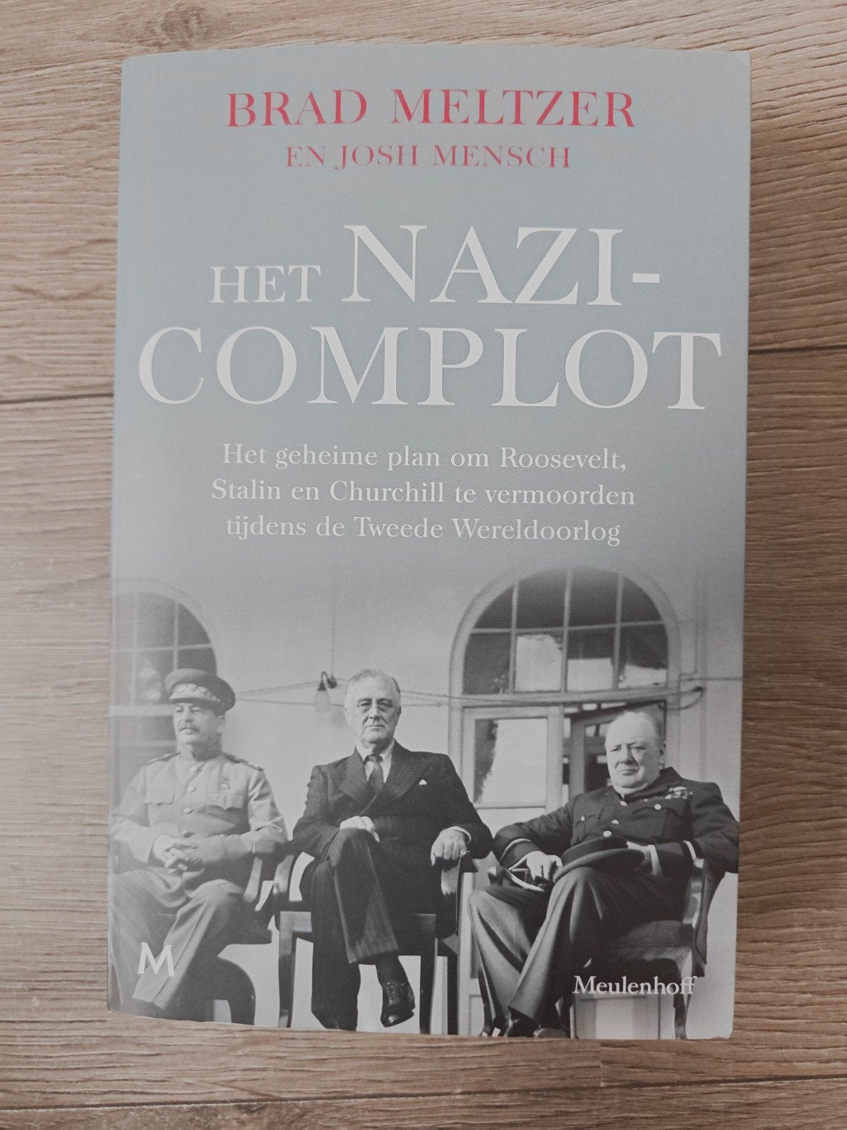 Het nazicomplot – Brad Meltzer & Josh Mensch | WOII, Europa, Ophalen of Verzenden, Zo goed als nieuw, Brad Meltzer; Josh Mensch