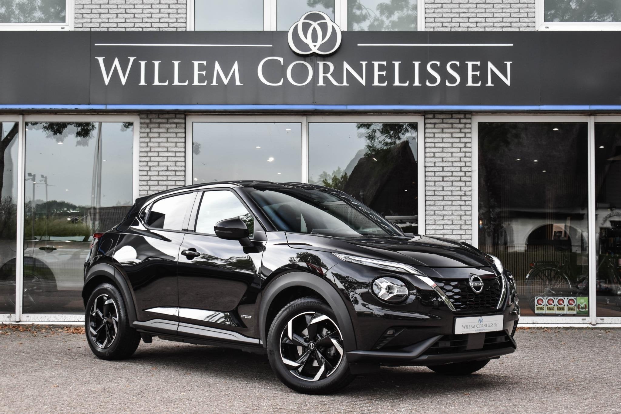 Nissan Juke 1.6 Hybrid N-Connecta, Auto's, Dealer onderhouden, Gebruikt, Zwart, Bedrijf