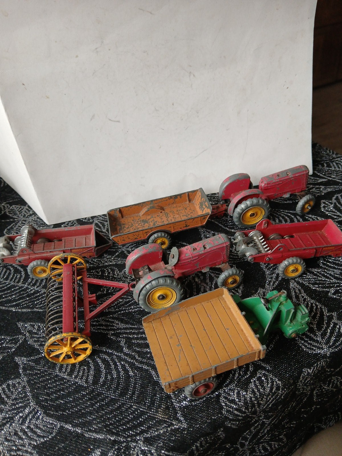 lot landbouw voertuigen.  Dinky toys,  opknappers, Ophalen of Verzenden, Gebruikt, Tractor of Landbouw, Dinky Toys
