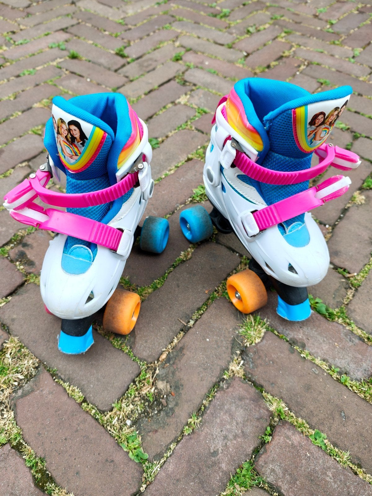 K3 rolschaatsen met bescherming en helm - Maat 31-34, Kinderen, Overige typen, Ophalen, Overige merken