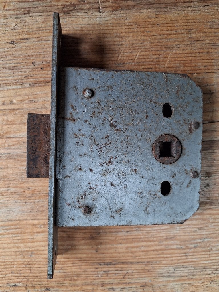 Antiek loopslot insteekslot slot deurslot 13,3 cm x 2,5 cm, Ophalen of Verzenden, Zo goed als nieuw, IJzer, Slot