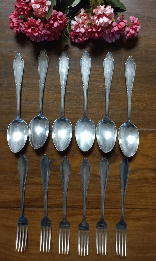 12-delige set van dinerlepels en vorken, verzilverd, Gero 90, Antiek en Kunst, Curiosa en Brocante, Ophalen of Verzenden