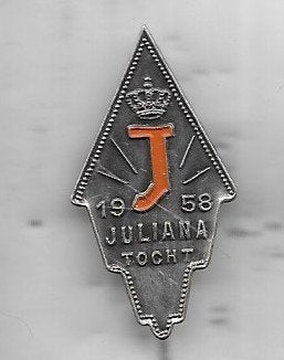 1958 JULIANA TOCHT SPELD, Ophalen of Verzenden, Gebruikt, Sport, Speldje of Pin