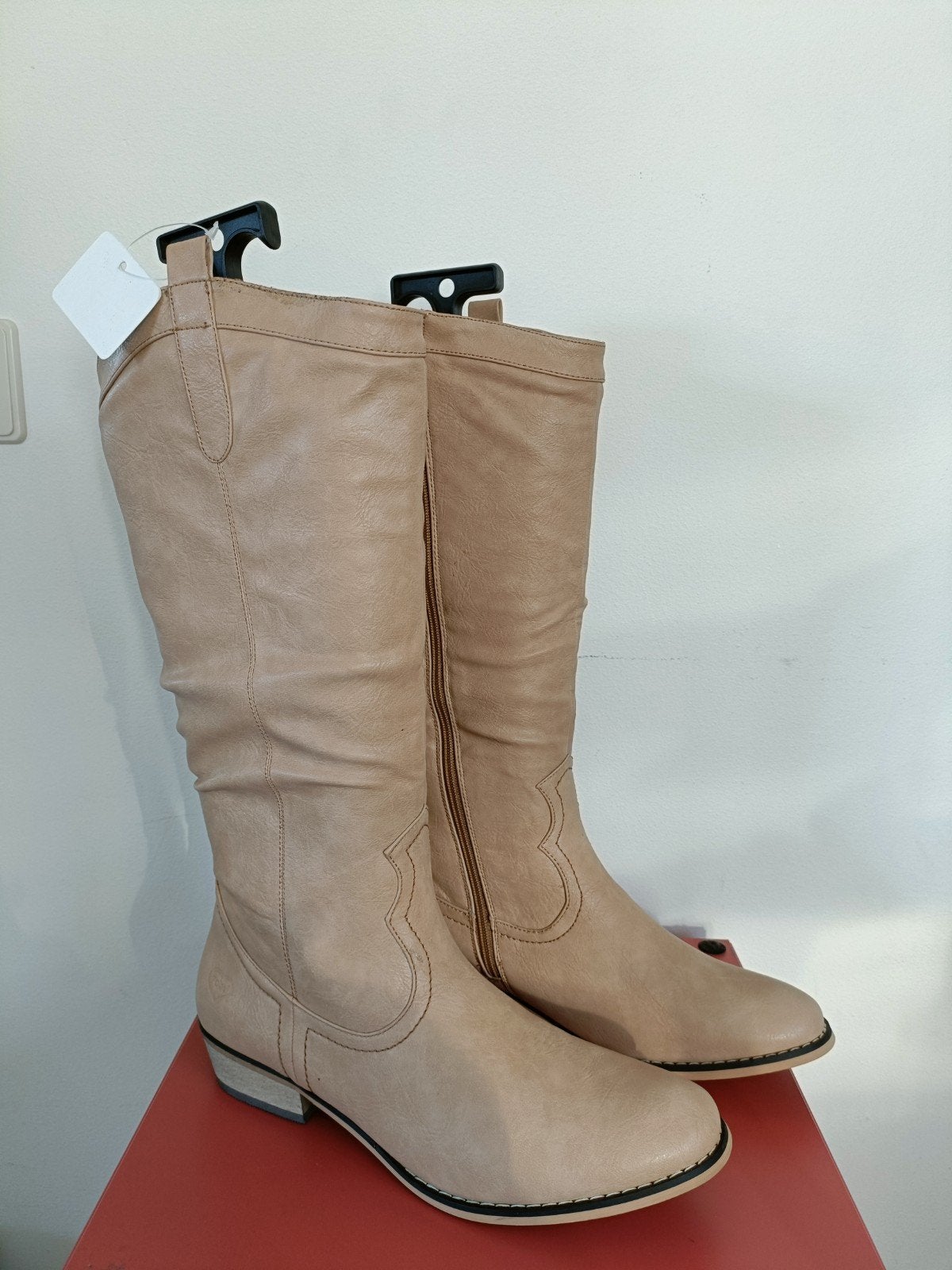 Beige Fabs laarzen met rits. 41, Hoge laarzen, Fabs, Beige, Nieuw