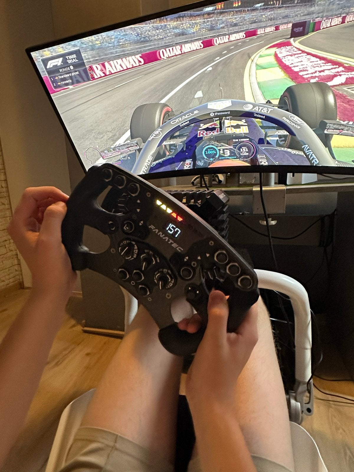 Foto 3 van Playseat F1 met Fanatec DD Pro en Clubsport Pedalen V3