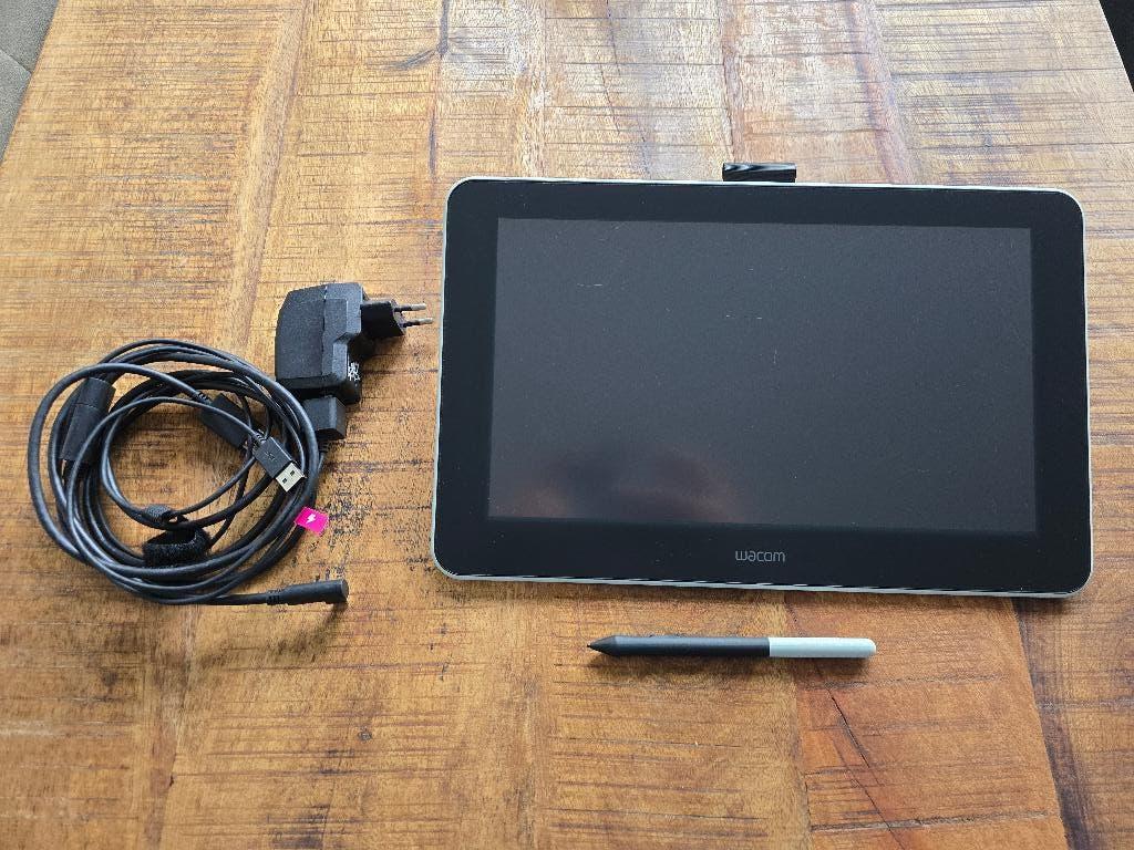 Wacom One Creative Pen Display - Tekentablet, Ophalen of Verzenden, Gebruikt, Bedraad, Wacom