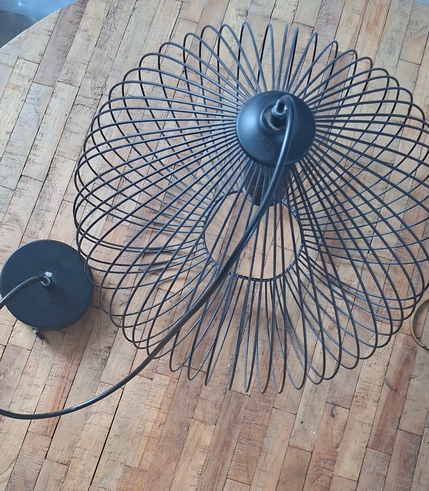 Zwarte draadlamp / hanglamp - Modern design, Ophalen, E27 (groot), Zo goed als nieuw, Metaal