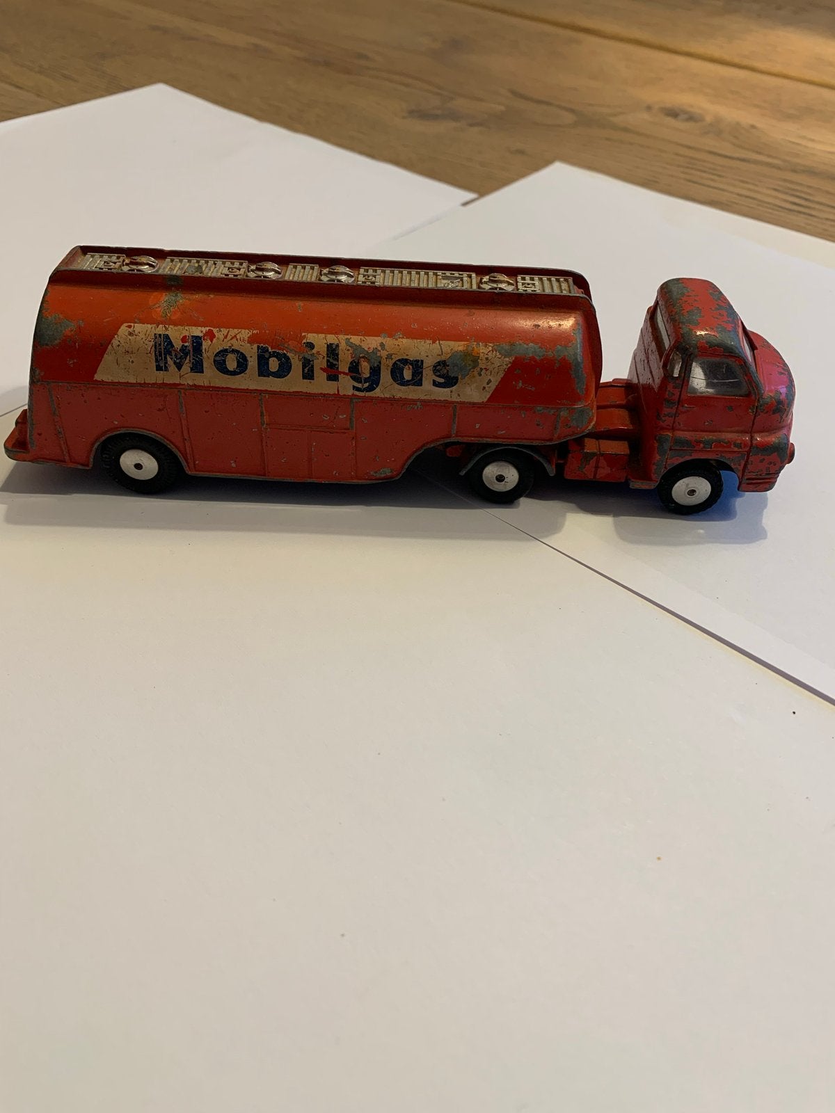 Corgi Major Toys 1110 Bedford S Mobilgas Tankwagen, Ophalen of Verzenden, Gebruikt, Bus of Vrachtwagen, Corgi