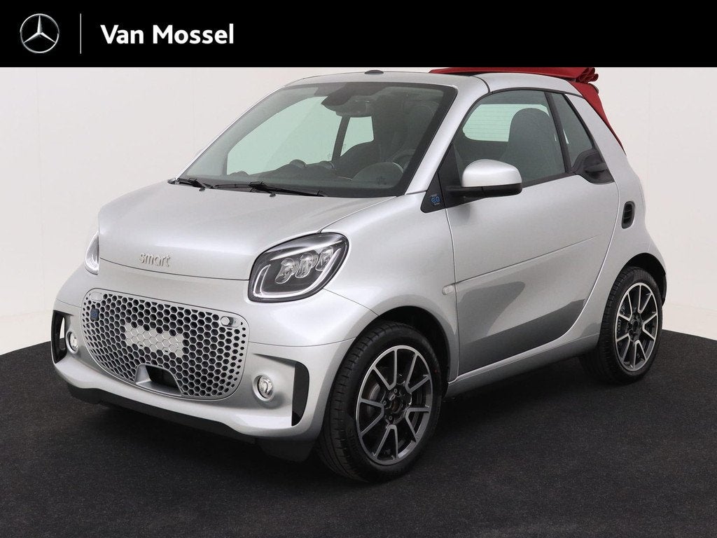smart fortwo cabrio EQ Comfort PLUS 18 kWh smart fortwo cabr