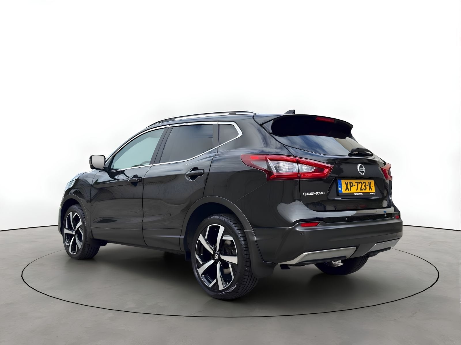 Nissan QASHQAI 1.2 116PK Aut. Tekna + Leer 360 Bose Pano Mem, Gebruikt, 4 cilinders, 116 pk, Zwart
