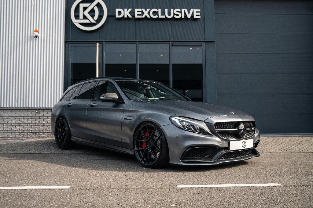 Mercedes-Benz C-Klasse C63 S AMG, Auto's, Automaat, Achterwielaandrijving, 1700 kg, Met garantie (alle)
