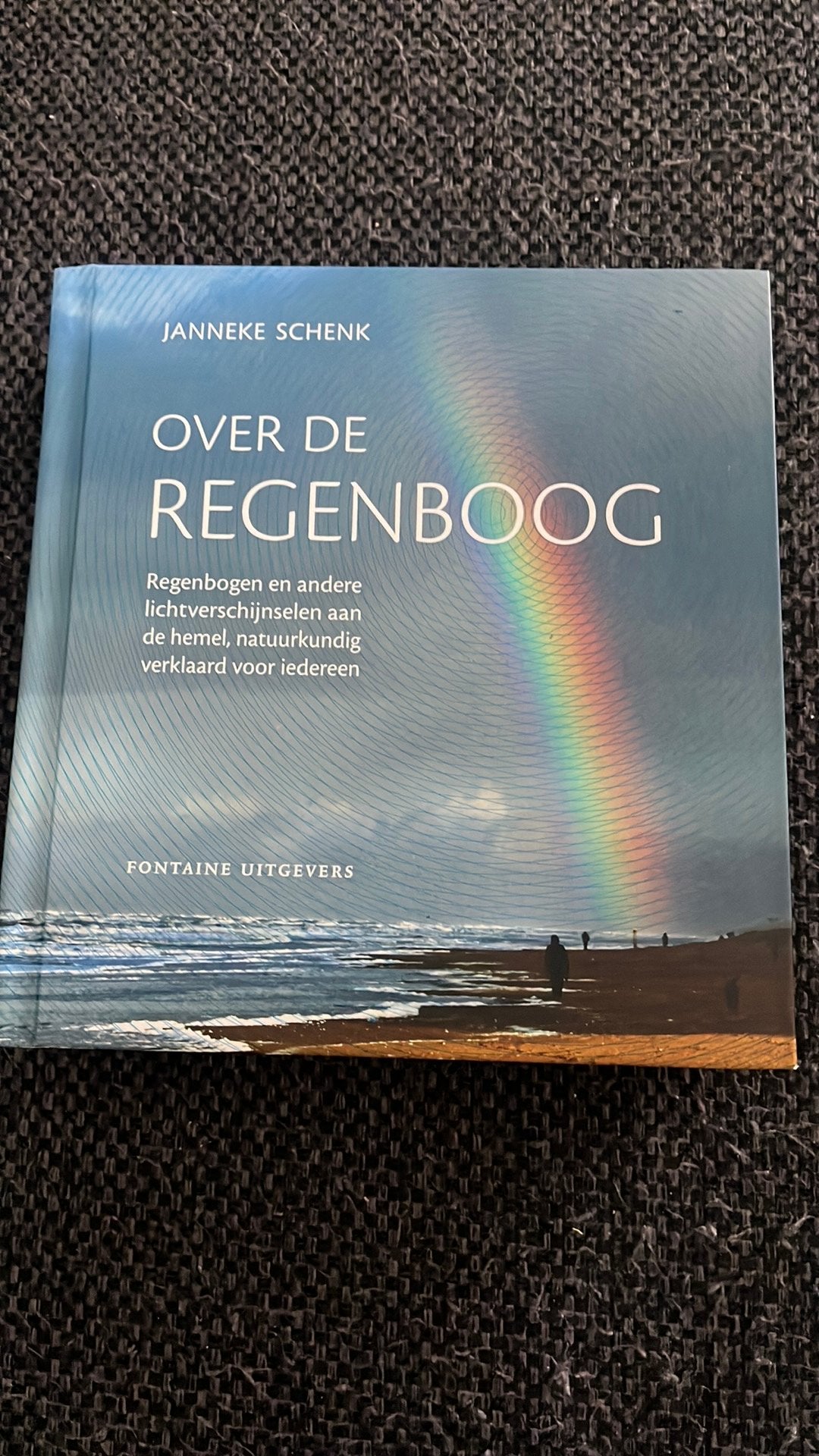 Over de regenboog, Ophalen of Verzenden, Zo goed als nieuw
