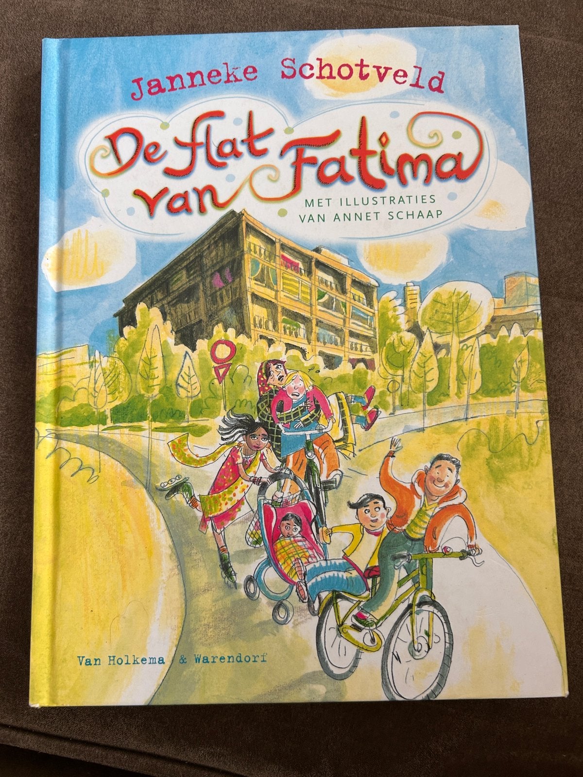De flat van Fatima - J. Schotveld (sint/kerst), Ophalen of Verzenden, Nieuw, Fictie