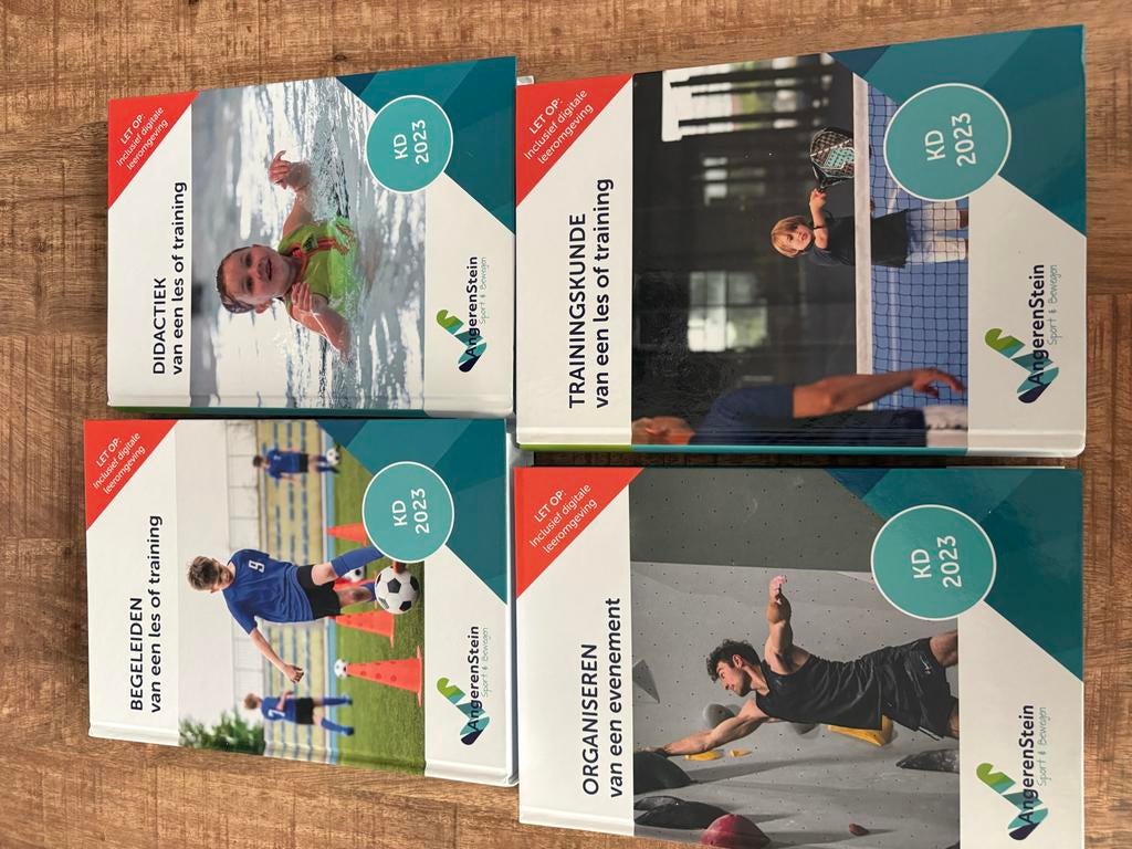 Cios boeken 2023 - Zo goed als nieuw, Boeken, Ophalen, Zo goed als nieuw, MBO