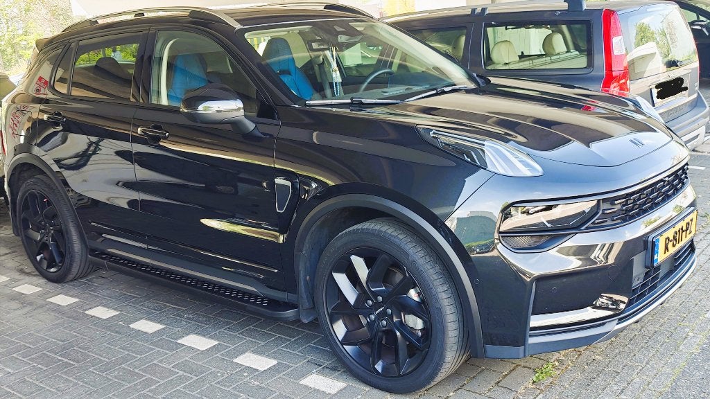 Unieke Lynk & Co 1.5TD 261pk Phev 2022 Zwart uitgevoerd!!, Auto's, Lynk & Co, 1800 kg, 179 pk, Alcantara, 1854 kg