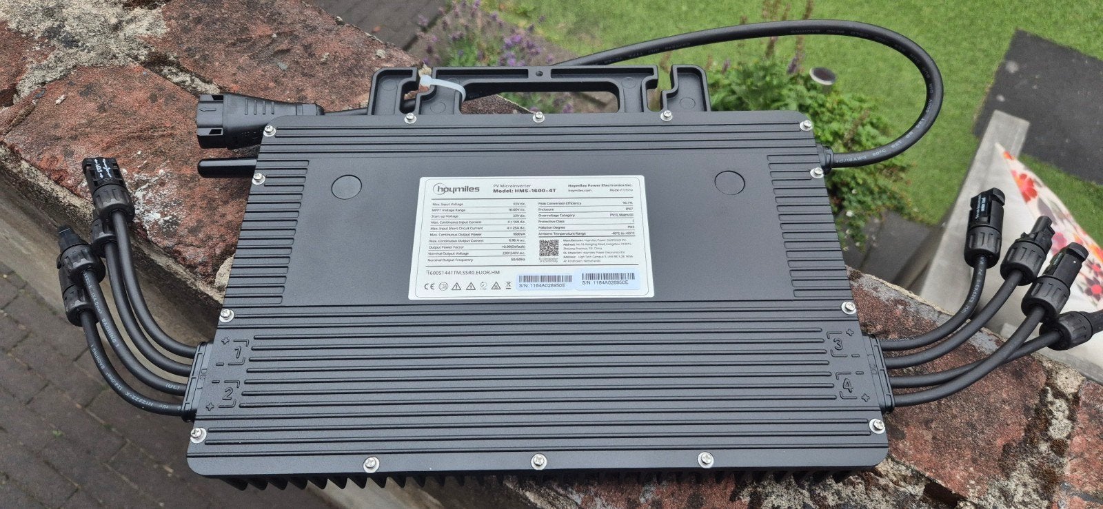 Hoymiles HMS-1600-4T Micro-omvormer voor zonnepanelen, Ophalen