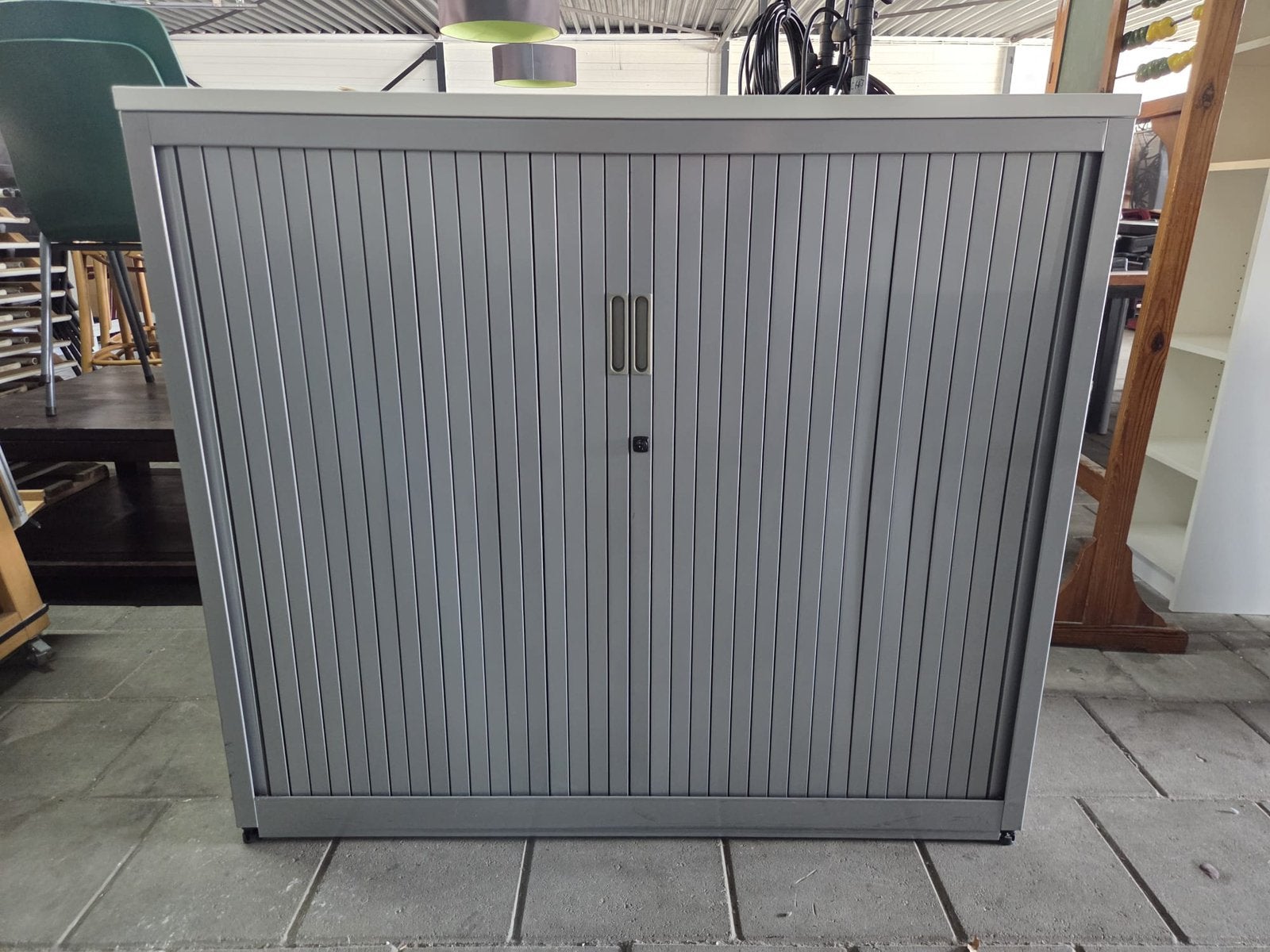 1x Roldeurkast Archiefkast, Ophalen, Gebruikt, 100 tot 150 cm, X