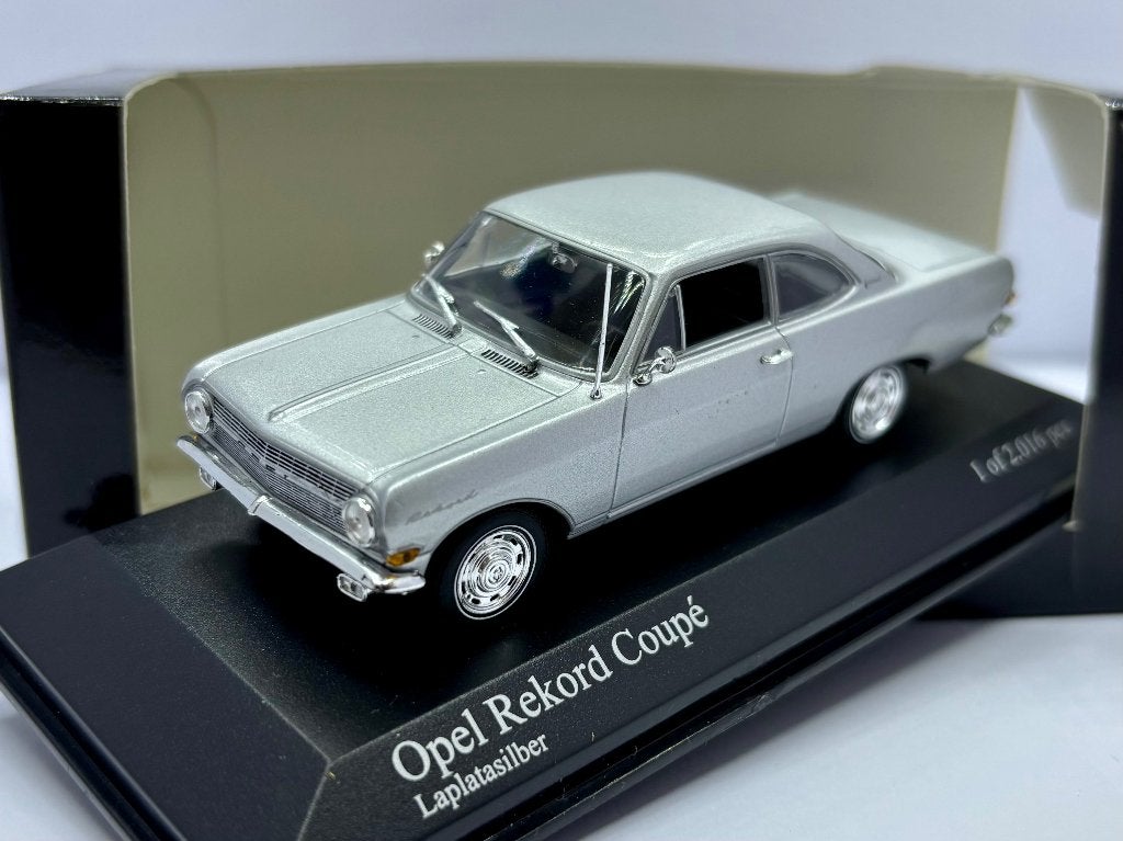 1:43  Opel rekord A coupé 1963, Ophalen of Verzenden, Zo goed als nieuw, Auto, MiniChamps