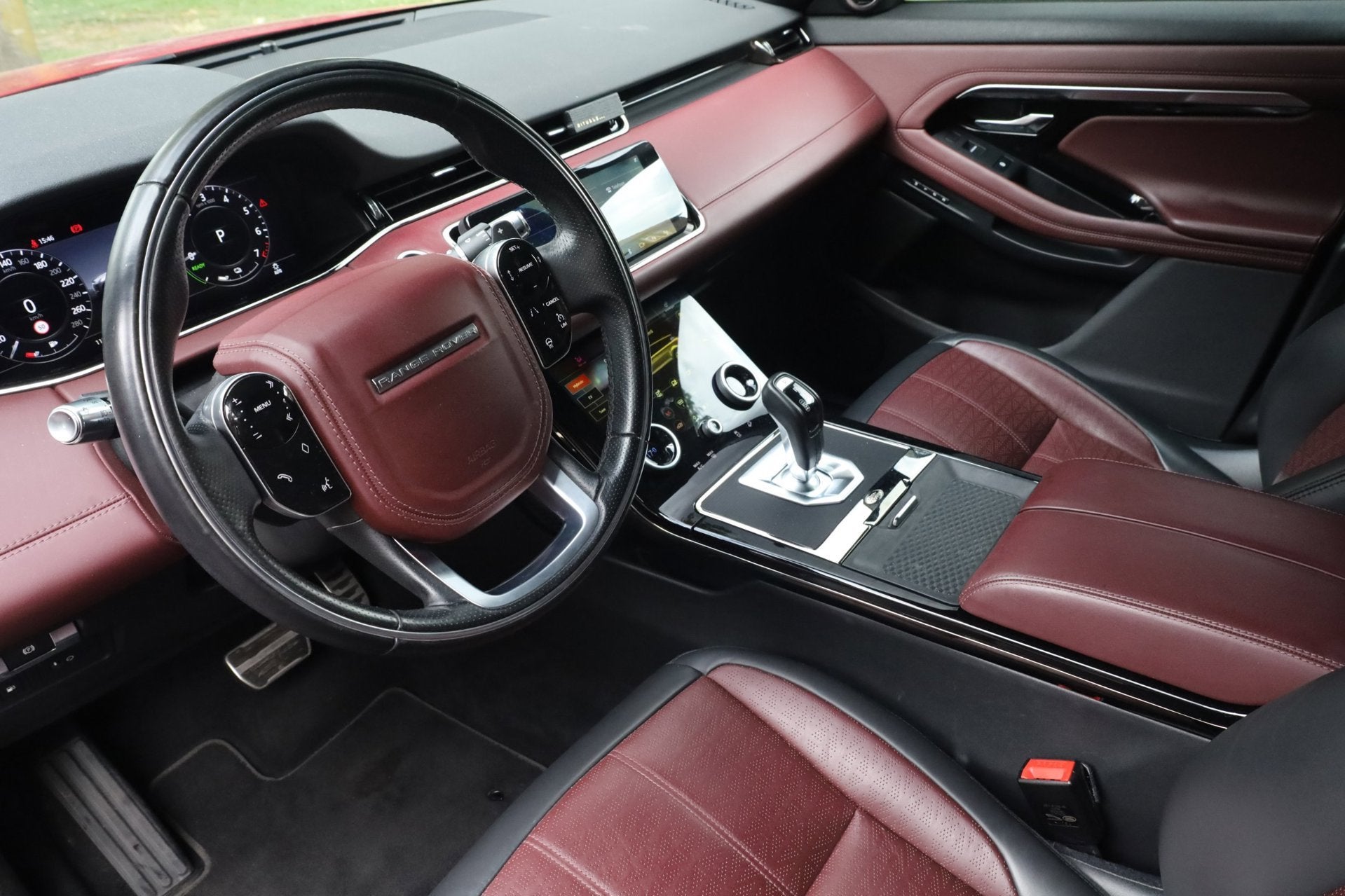 Land Rover Range Rover Evoque 1.5 P300e AWD R-Dynamic SE Aut, Auto's, Land Rover, 309 pk, Euro 6, Vierwielaandrijving, Hybride Elektrisch/Benzine