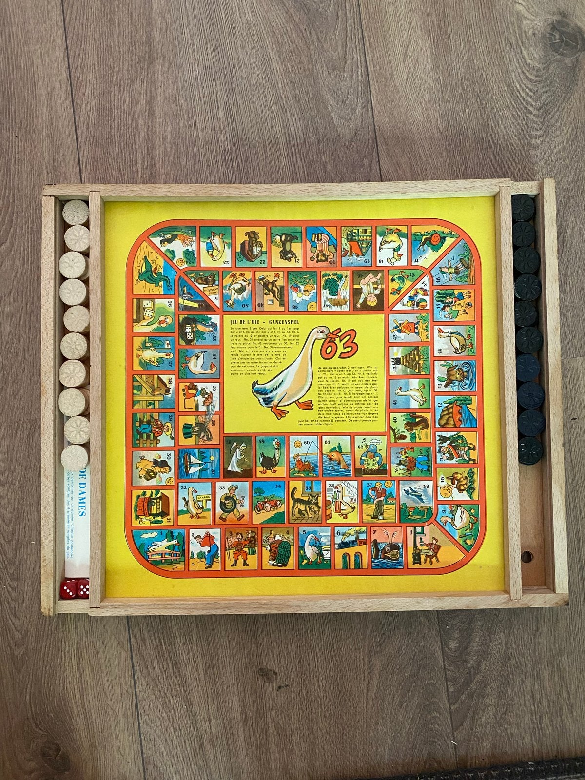 Ganzenbord en Dambord in één van hout, Een of twee spelers, Ophalen of Verzenden, Gebruikt