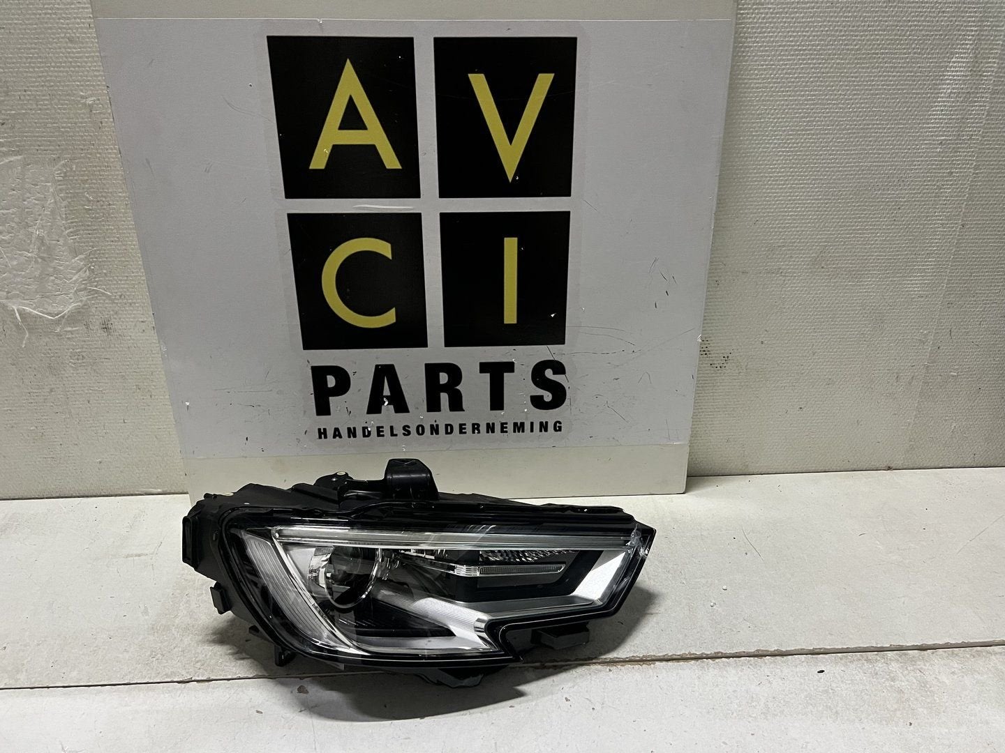 Koplamp Audi A3 Facelift full led 8V0941006E origineel, Gebruikt, -, -, -