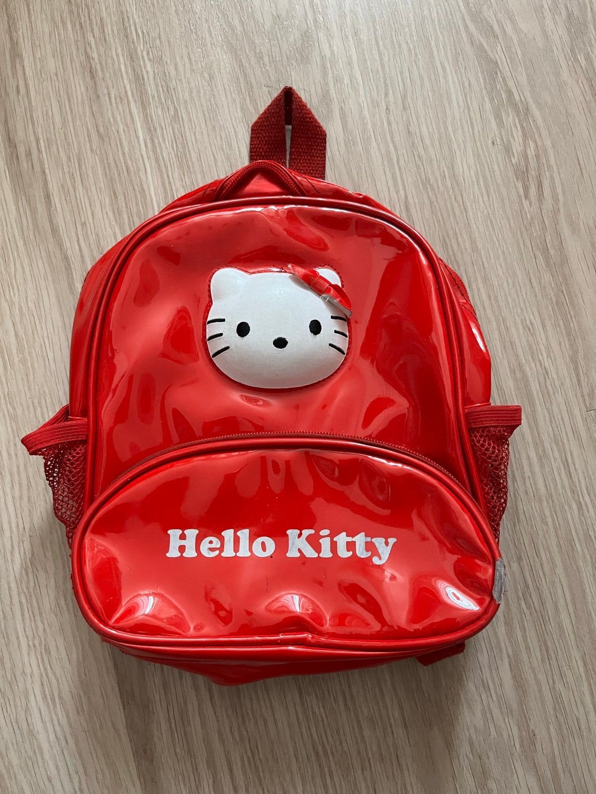 Hello Kitty rugzak. Rood, Overige merken, Gebruikt, Minder dan 30 cm, Ophalen of Verzenden