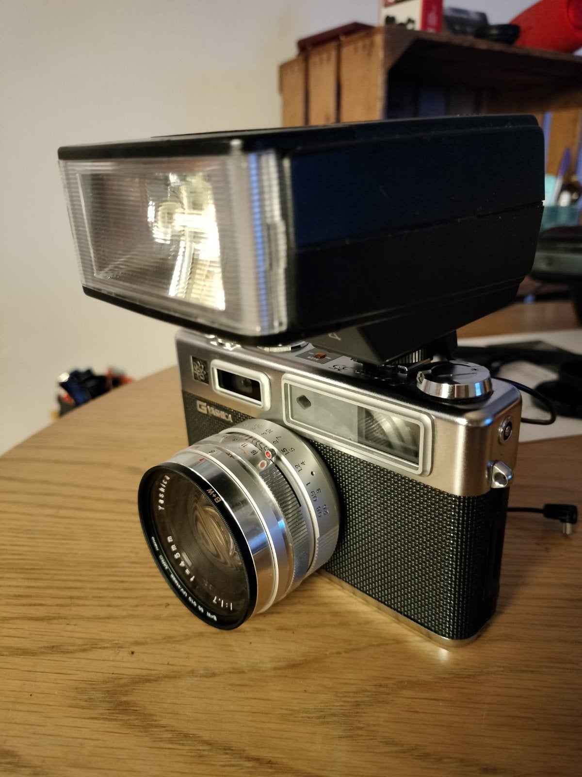 Yashica analoge camera, Ophalen of Verzenden, Zo goed als nieuw, Overige merken