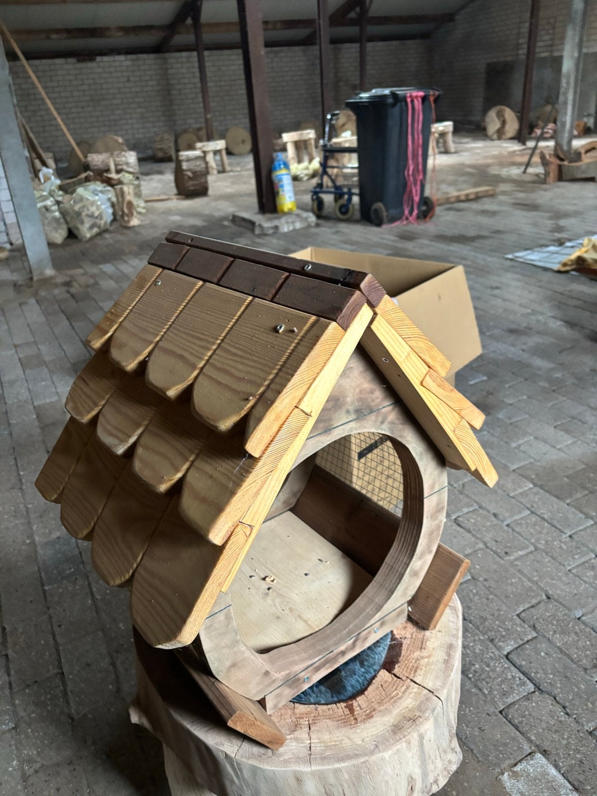 Handgemaakt Vogelvoederhuis van Duurzaam Hout, Tuin en Terras, Ophalen, Nieuw
