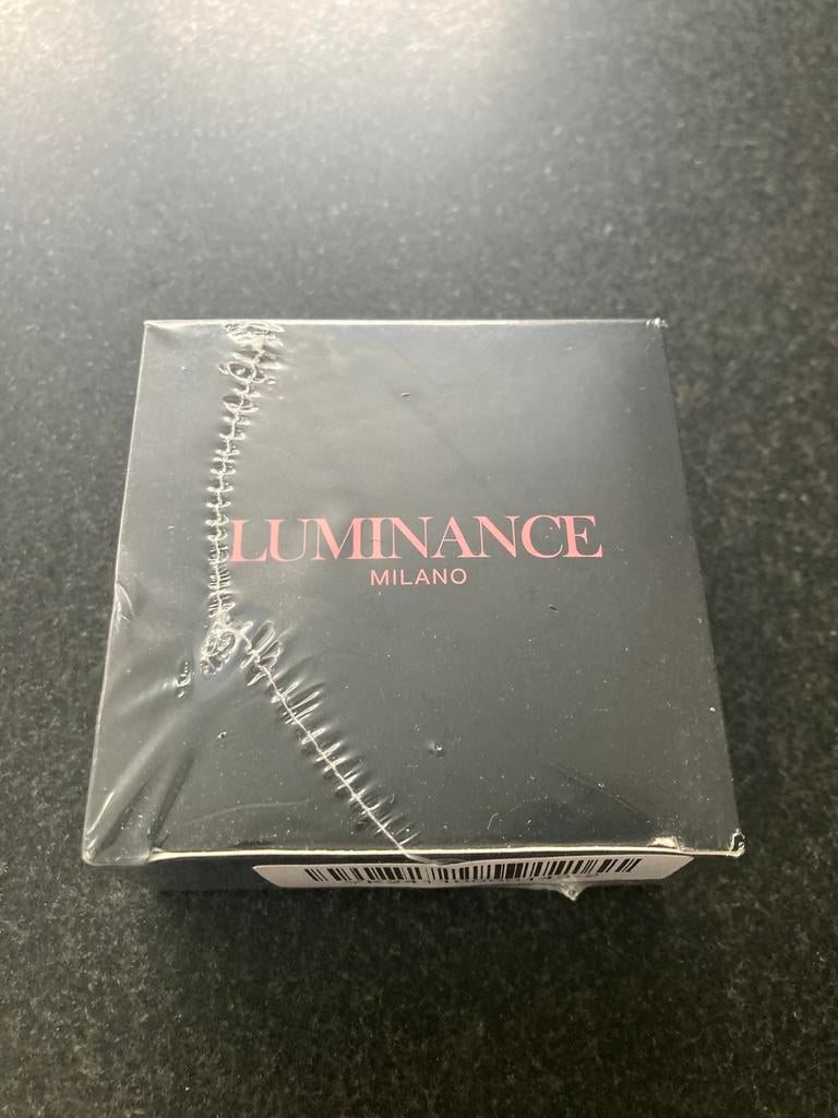 Luminance Milano nummer 3 Setting Powder, Ophalen of Verzenden, Nieuw, Gehele gezicht, Make-up