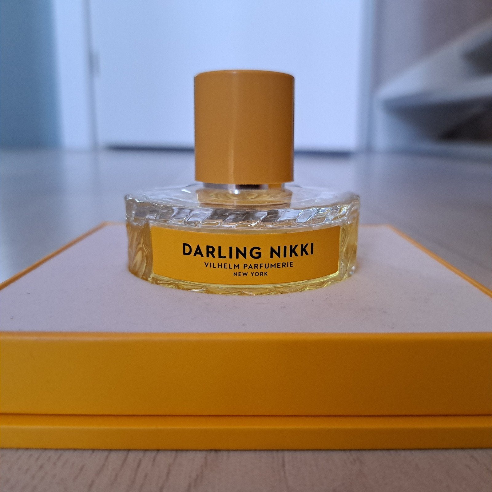 Vilhelm Parfumerie Darling Nikki - Zo goed als nieuw, Sieraden, Tassen en Uiterlijk, Ophalen of Verzenden, Zo goed als nieuw