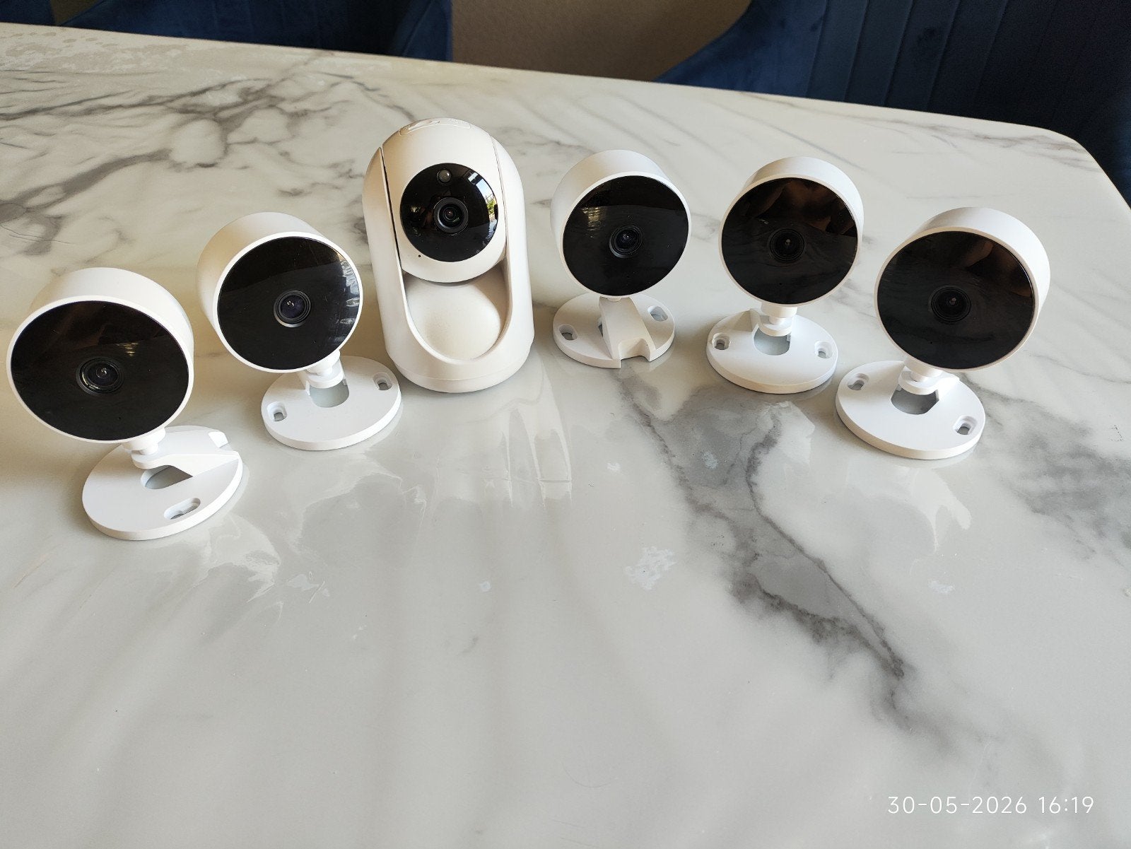 Set van 6 LSC  Beveiligingscamera's, Ophalen of Verzenden, Zo goed als nieuw, Binnencamera