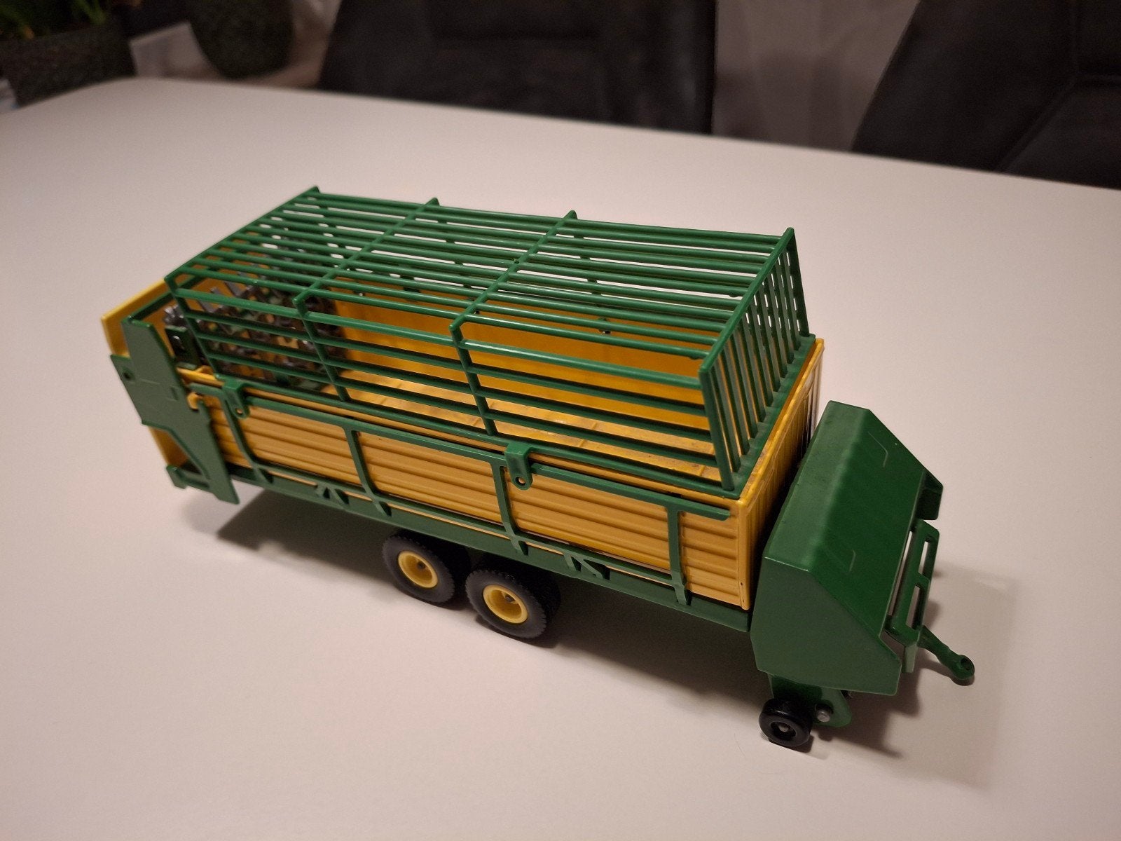 Siku Krone Opraapwagen * 1:32 * Ladewagen * Netjes, Ophalen of Verzenden, Zo goed als nieuw