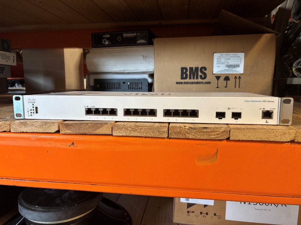 Cisco CBS350-12XT, Ophalen, Cisco, Onbekend, Zo goed als nieuw