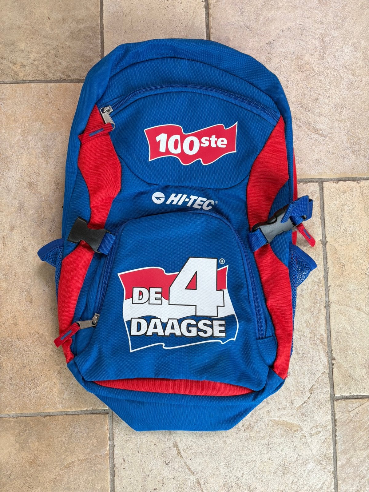 NIEUW originele HI-TEC 100ste 4-daagse rugzak, Ophalen of Verzenden, Nieuw, Overige merken