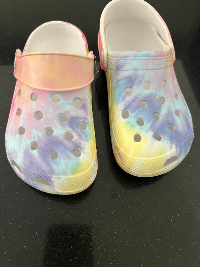 Crocs, Schoentjes, Meisje, Ophalen of Verzenden, Zo goed als nieuw