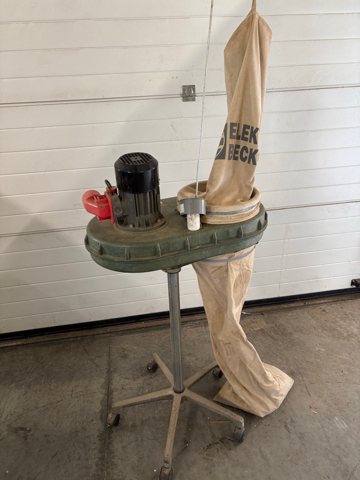 Elektra Beckum SPA 1000 Afzuiger met 90mm slang, Ophalen