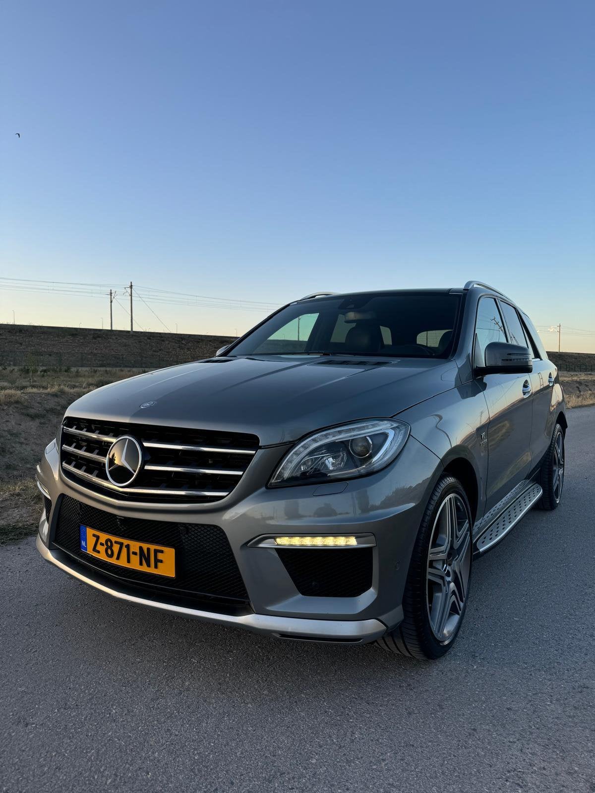 Mercedes-Benz ML63 AMG (2014) – 525 PK – Volledig uitgerust, Auto's, Automaat, 5461 cc, 8 cilinders, 2245 kg