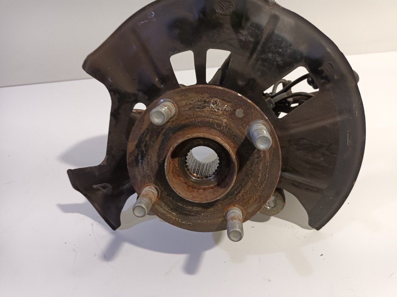 Wielnaaf rechts voor Mazda 2, Onderdelen@venauto.nl, Van der Ven Autorecycling B.V., Gebruikt, Ettenseweg 76, 4706 PB Roosendaal, The Netherlands