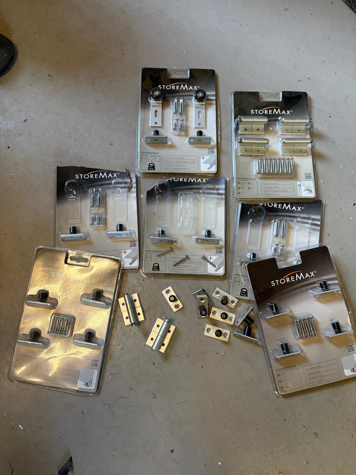 Storemax scharnieren en ophangsystemen, Ophalen of Verzenden, Zo goed als nieuw, Overige materialen, Scharnier